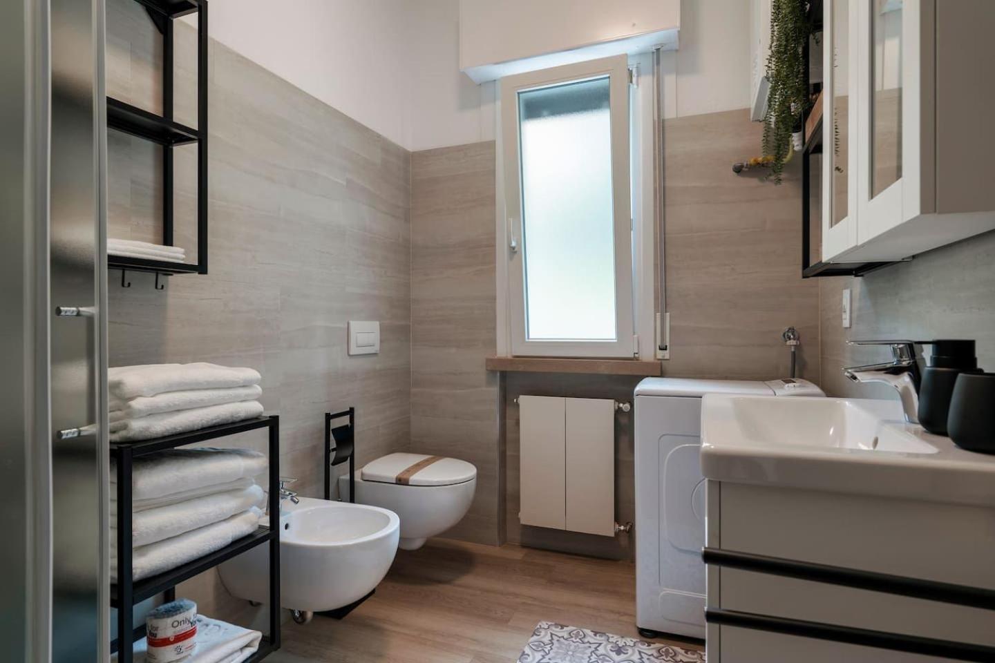 Finestra Sul Lago Malcesine Apt Riva Eksteriør bilde